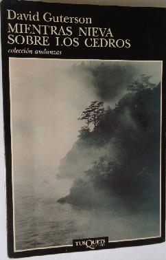 Mientras nieva sobre los cedros audiolibro gratis